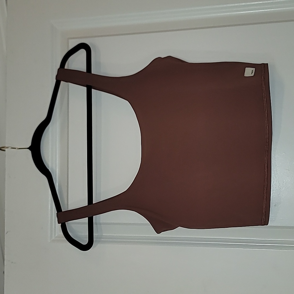 VUORI Daily Crop Terracotta size M